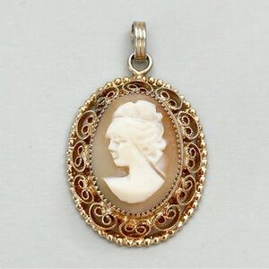 Vintage Catamore 12 KT Carved Shell Cameo Pendant